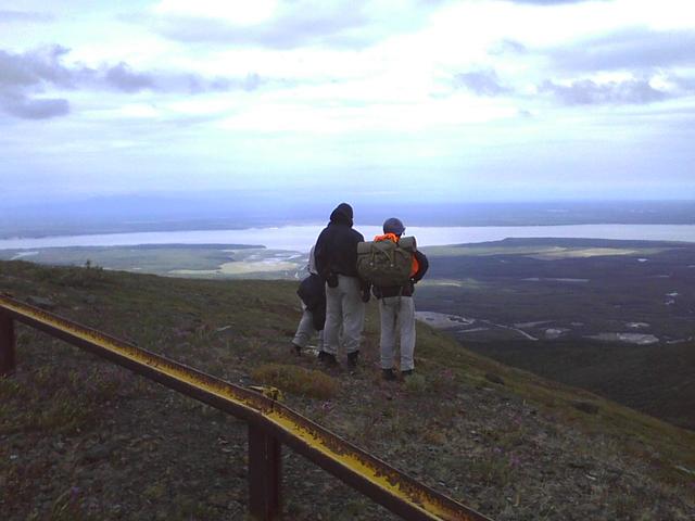 3cadetslookingtowardsEagleRiver