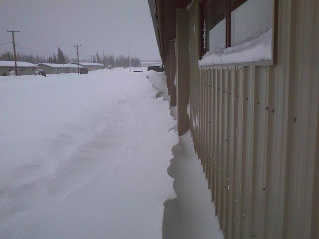 Snow_3rd_plt_barracks_20010