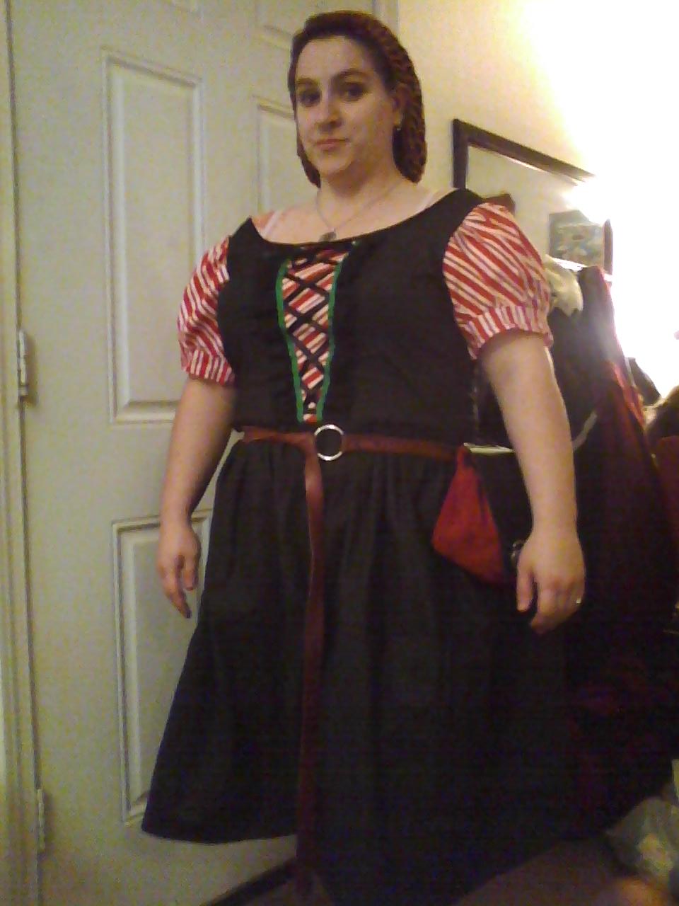 gin costume three quarter