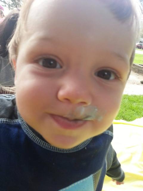 MMM Face paint